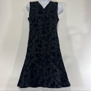 Le Gail Black Velvet Floral V-Neck Mini Sleeveless Dress NWT